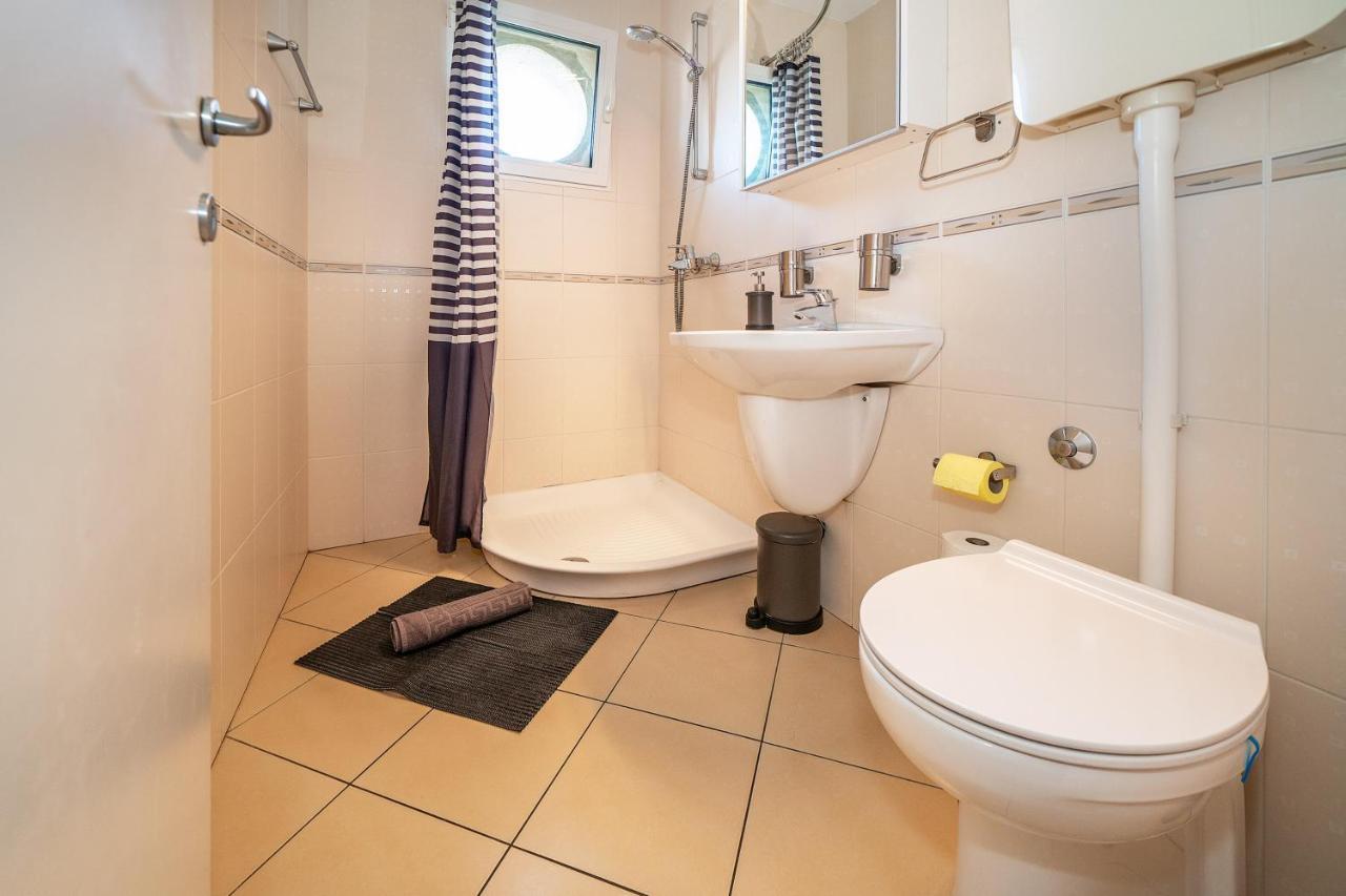 Apartment Jelka Krk Town Kültér fotó