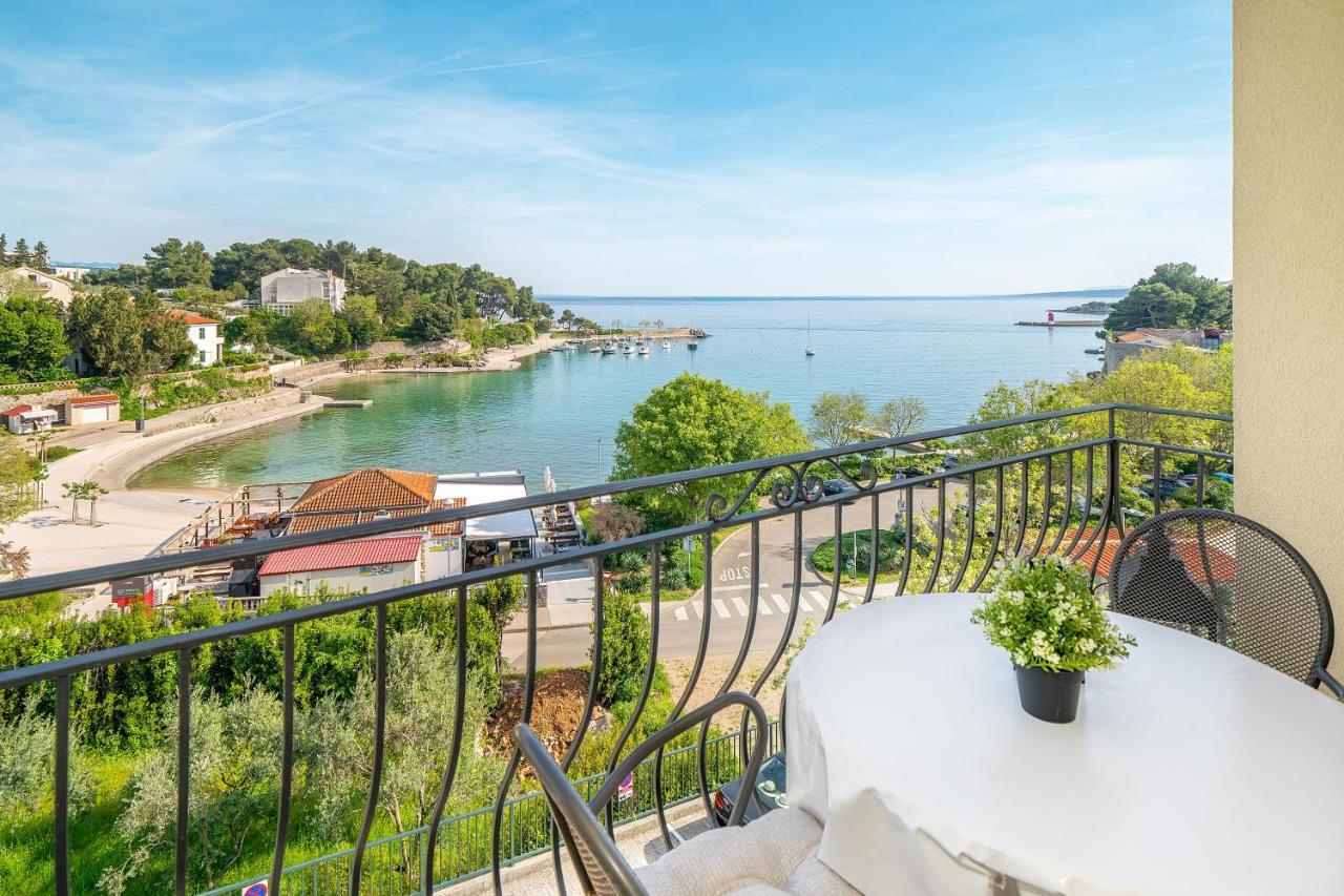Apartment Jelka Krk Town Kültér fotó